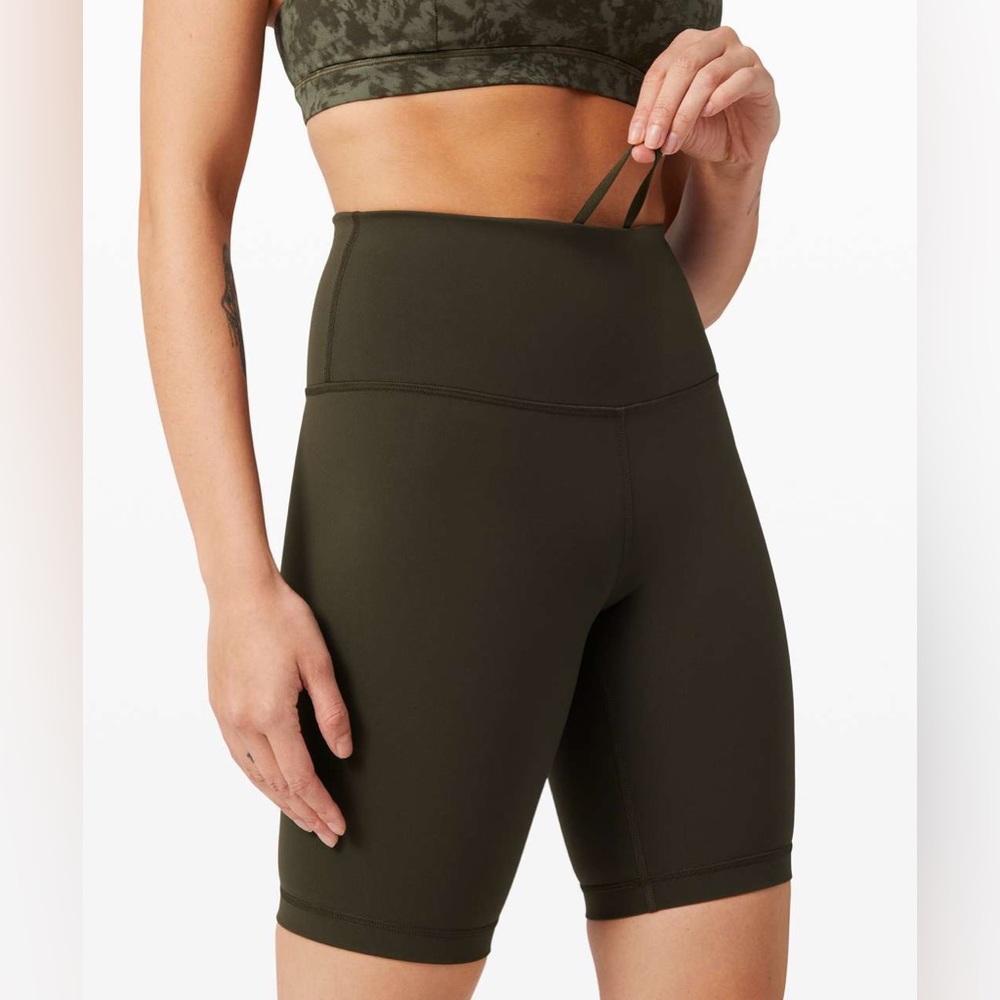 Lululemon Wunder Train High-rise Short 8”